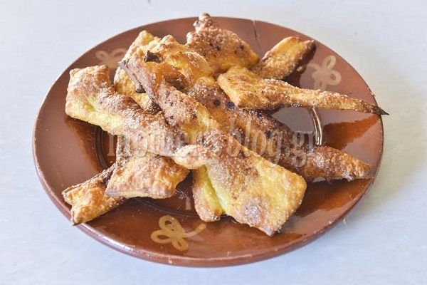 Συνταγή από τον Γιώργο Γεράδρο για μοναδική τάρτα μήλο με μέλι και κανέλα!