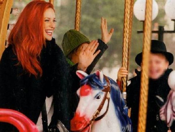 Η Σίσσυ Χρηστίδου και η χριστουγεννιάτικη βόλτα με το γιο της! (εικόνες)