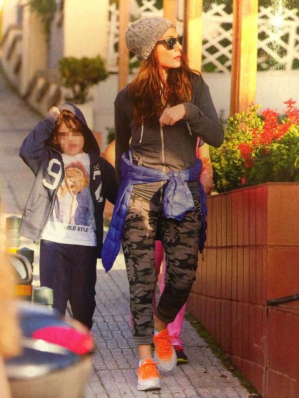 Δέσποινα Βανδή: Για παγωτό με τα παιδιά της! (εικόνες)