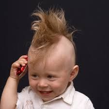 Γονείς, μη πειραματίζεστε στα μαλλιά των παιδιών σας! Τα αποτελέσματα είναι τραγικά (εικόνες)