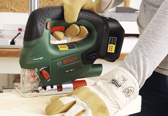 Ανακυκλώστε τις παλιές σας καρέκλες. Κάντε τις κουνιστές! (εικόνες)