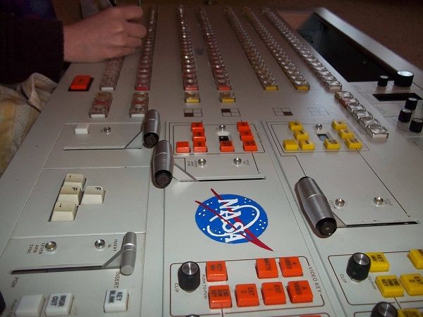 Μα τι υπέροχος μπαμπάς! Κατασκεύασε στον γιο του έναν ολόκληρο διαστημικό σταθμό! (εικόνες)