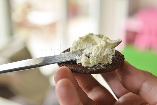 Συνταγή για φανταστικά γεμιστά μπισκότα σοκολάτας με κρέμα βανίλια από τον Γιώργο Γεράρδο