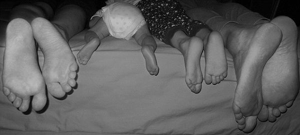 Δείτε πώς επέλεξε να ανακοινώσει το όνομα του νεογέννητου παιδιού της! (εικόνες)