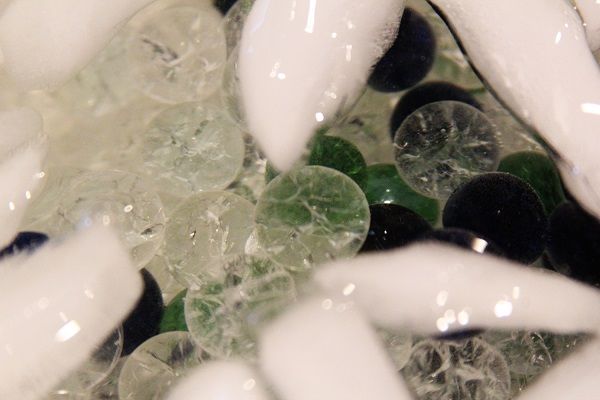 Φτιάχνουμε μαγικά κολιέ με παλιές μπίλιες για τις κορούλες μας