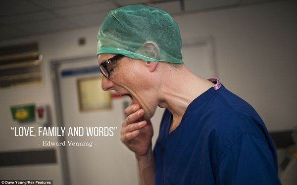 «Έγινα πατέρας»! Δείτε τις απίστευτες αντιδράσεις αντρών που μόλις έγιναν μπαμπάδες! (εικόνες)