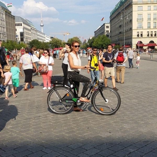 Τατιάνα Στεφανίδου: Ξεσήκωσε το Ίνσταγκραμ με τις οικογενειακές φωτογραφίες της! (εικόνες)