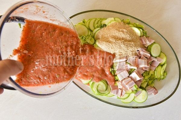 Κολοκυθάκια φούρνου με φρέσκια ντομάτα από τον Γιώργο Γεράρδο