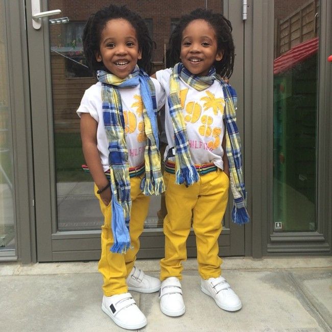 Αυτά τα γλυκά αγόρια είναι τα πιο μοντέρνα δίδυμα στο Instagram!
