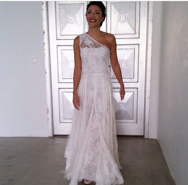 Δείτε τη Σίσσυ Φειδά ντυμένη νυφούλα