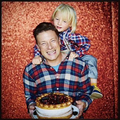 Ο Τζέιμι Όλιβερ, έχει έναν αρκετά σκληρό τρόπο για να τιμωρεί τα παιδιά του!