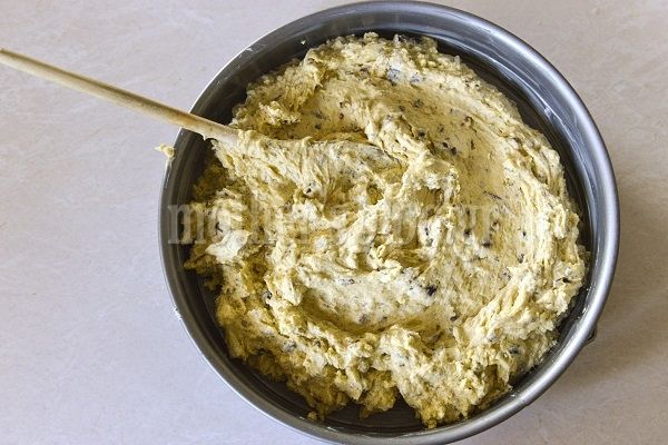 Ένα μεγάλο, λαχταριστό και γιορτινό κέικ, από τον Γιώργο Γεράρδο!