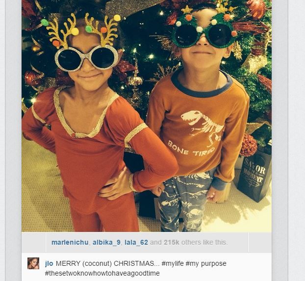 Τζένιφερ Λόπεζ: Πώς εύχεται «Καλά Χριστούγεννα» στους θαυμαστές της; (εικόνα)