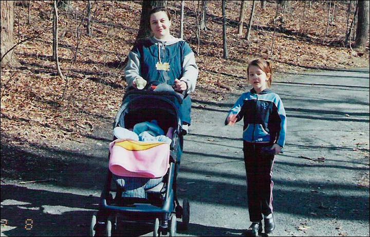 «Εξόρισε το παιδί της»... Διαβάστε την συγκλονιστική ιστορία της Σοφία Πέτροβα!