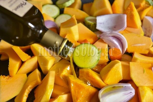 Σούπα ψητής κολοκύθας βελουτέ με λαχανικά και γιαούρτι, από τον Γιώργο Γεράρδο!