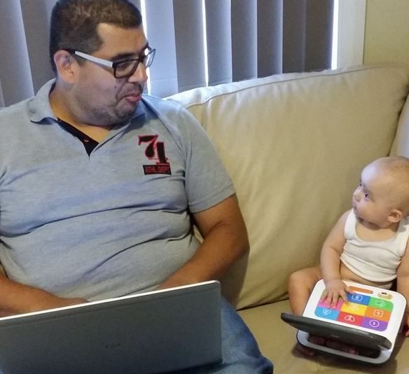 Είκοσι εικόνες που αποδεικνύουν ότι και οι μπαμπάδες τα καταφέρνουν εξίσου καλά με τα παιδιά τους!