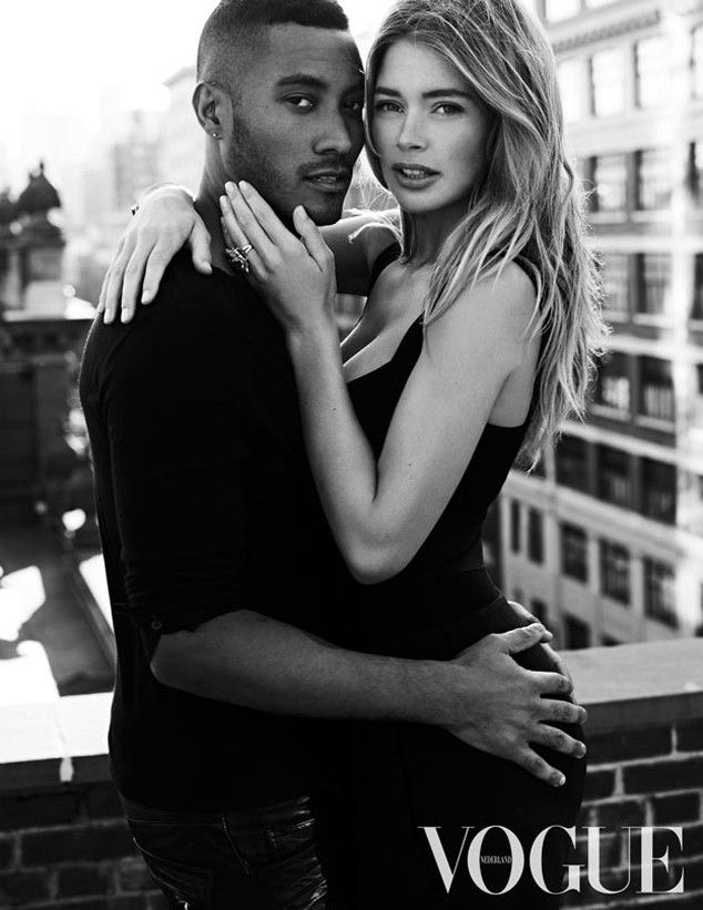 Δείτε τον άγγελο της Victoria Secret να θηλάζει μπροστά στο φωτογραφικό φακό!(εικόνες)