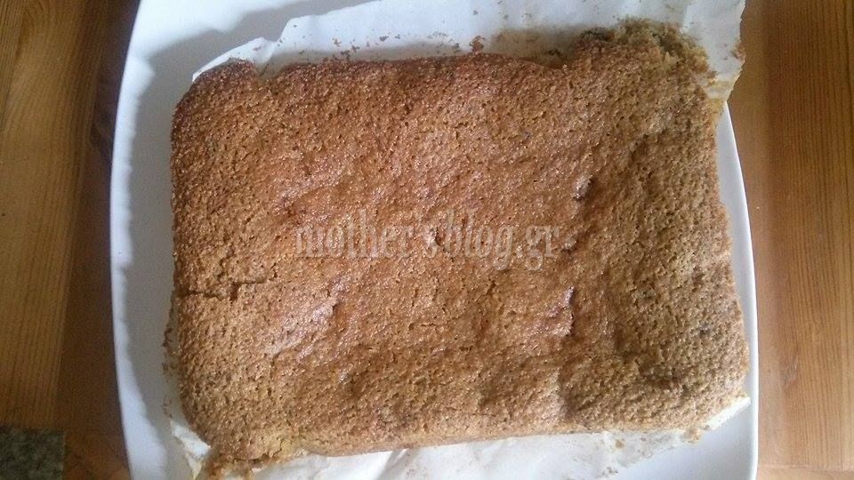 Συνταγή Mothersblog για νηστίσιμο κέικ με δαμάσκηνα και μαύρη σοκολάτα! (εικόνες)