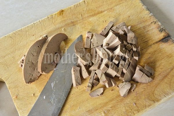 Μαγειρίτσα αυγολέμονο με μυρώνια, από το Γιώργο Γεράρδο!