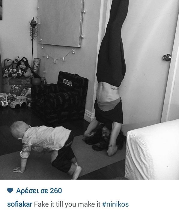 Σοφία Καρβέλα: Ο Νινίκος προσπαθεί να κάνει γυμναστική με τη μαμά του! (εικόνα)