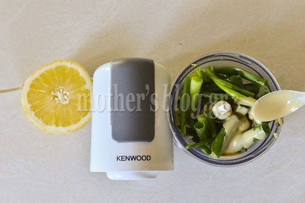 Μελιτζανοσαλάτα με ταχίνι και φρέσκο κρεμμυδάκι, από τον Γιώργο Γεράρδο