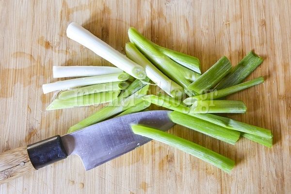 Αρωματική μαρινάδα με δεντρολίβανο και δάφνη για χοιρινή πανσέτα, από τον Γιώργο Γεράρδο!