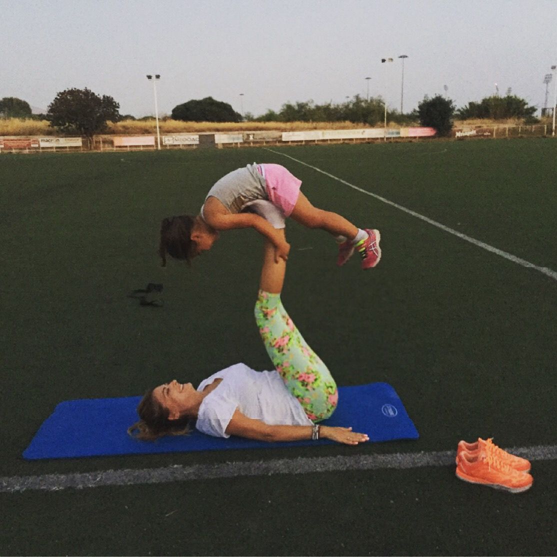 Despoina’s little stories: «Γυμναστική με το κορίτσι μου!»