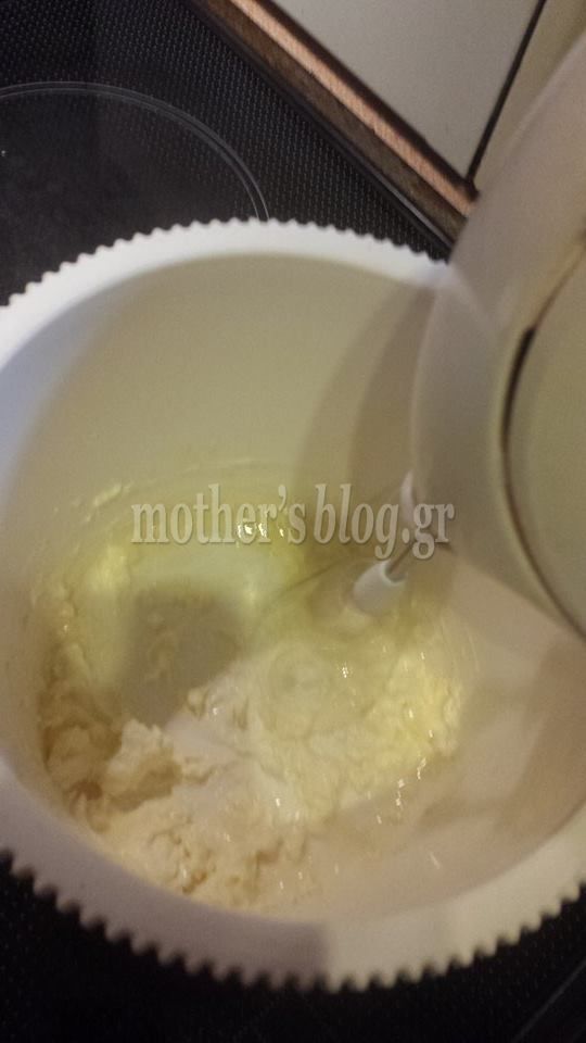 Δεκατιανό στο σχολείο: Κεκάκια σοκολάτας από τα χεράκια μας! (εικόνες βήμα-βήμα)