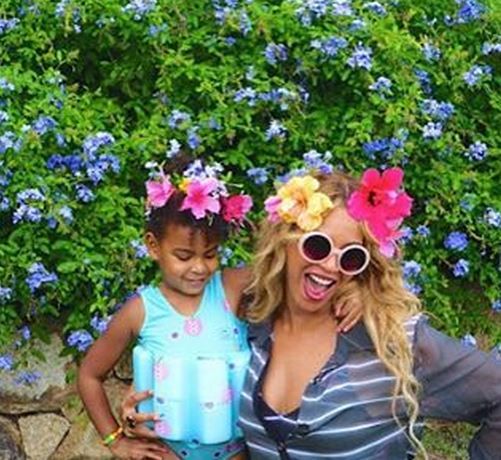 Οι οικογενειακές διακοπές της Μπιγιονσέ στο Κάπρι. Δείτε φωτογραφίες και βίντεο!