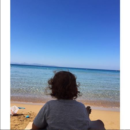 Αυτός είναι ο μπέμπης της... (εικόνα)