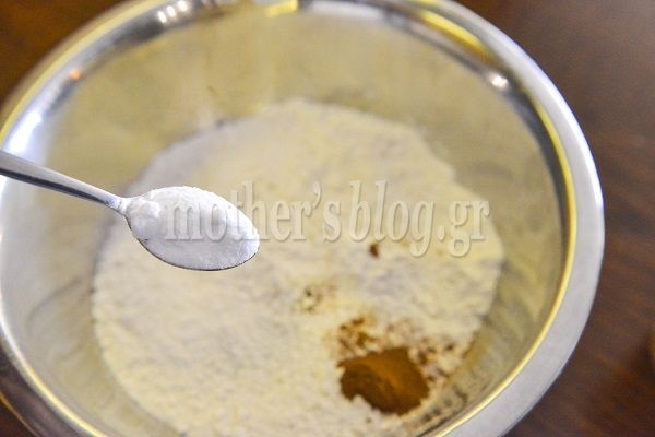 Σταφιδόψωμο σόδας από τον Γιώργο Γεράρδο