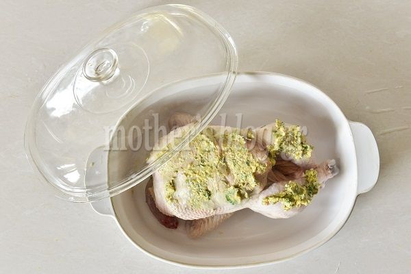 Το πιο νόστιμο κοτόπουλο φούρνου από τον Γιώργο Γεράρδο