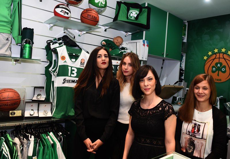 Λαμπερά ήταν τα εγκαίνια του PAO Shop στη Λεωφόρο Αλεξάνδρας