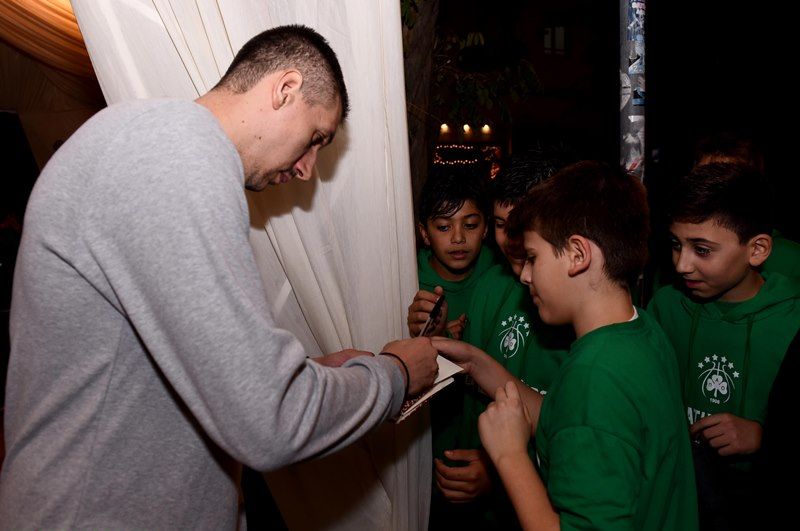 Λαμπερά ήταν τα εγκαίνια του PAO Shop στη Λεωφόρο Αλεξάνδρας