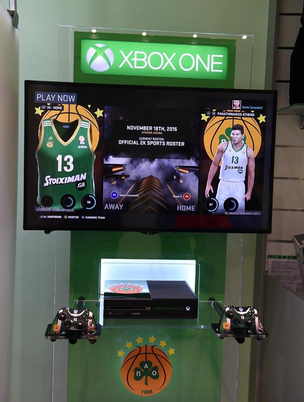 Λαμπερά ήταν τα εγκαίνια του PAO Shop στη Λεωφόρο Αλεξάνδρας