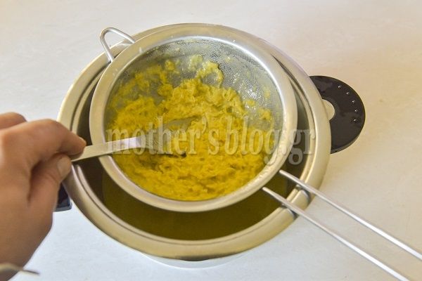 Βελούδινη σούπα καλαμποκιού από τον Γιώργο Γεράρδο