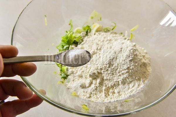 Νηστίσιμο κέικ με κολοκυθάκια από τον Γιώργο Γεράρδο!