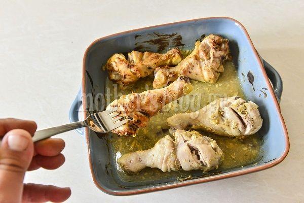 Κοτόπουλο στο φούρνο με φρέσκια σάλτσα μάραθου από τον Γιώργο Γεράρδο!