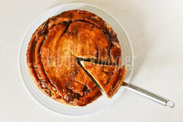 Ανάποδο κέικ μπανάνας με καραμέλα από τον Γιώργο Γεράρδο
