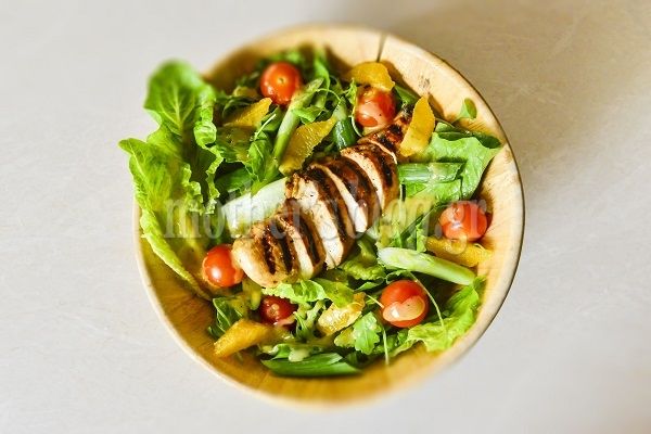 Δύο σε ένα: Μαρινάδα για κοτόπουλο και ντρέσινγκ για σαλάτα από τον Γιώργο Γεράρδο