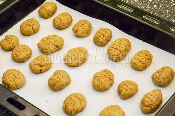 Παραδοσιακά μελομακάρονα και συμβουλές για απόλυτη επιτυχία από τον Γιώργο Γεράρδο