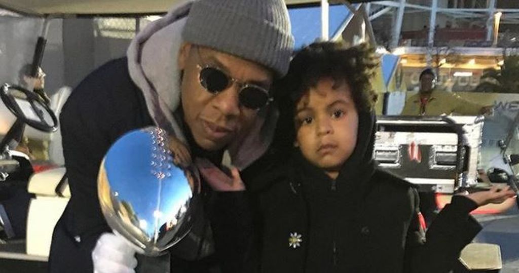 Οι ωραιότερες οικογενειακές φωτογραφίες της Beyonce σε ένα άλμπουμ