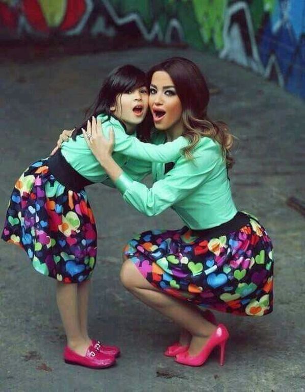 Φθινοπωρινή μόδα για μαμά και κόρη - Πάρτε ιδέες για ασορτί εμφανίσεις