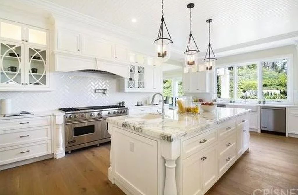 Kylie Jenner: Η έπαυλη της κοστίζει 12 εκατομμύρια δολάρια και είναι ο ορισμός της χλιδής (photos)