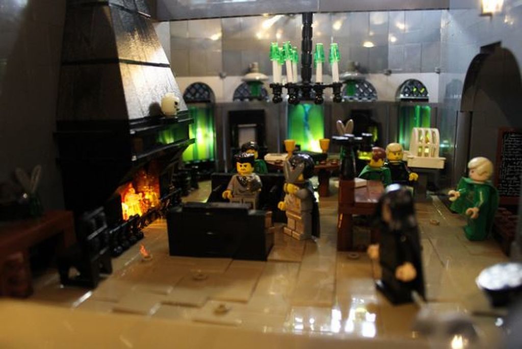 Μαμά έφτιαξε το κάστρο του Hogwarts χρησιμοποιώντας 400.000 τουβλάκια και μας άφησε άφωνους