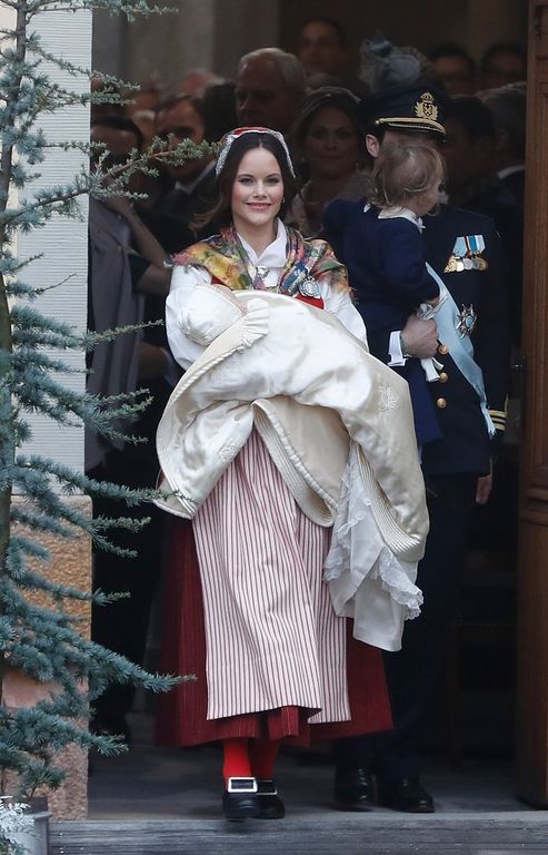 Φωτογραφίες από τη λαμπερή βάφτιση του πρίγκιπα Gabriel της Σουηδίας