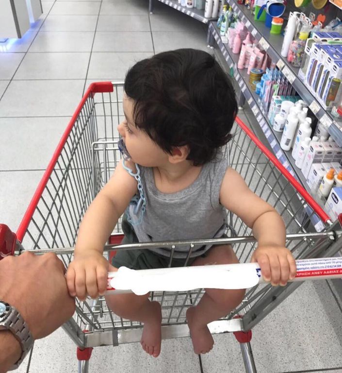 Ελένη Καρποντίνη: Δείτε τον μικρό Αιμίλιο Λιάτσο Jr πόσο έχει μεγαλώσει