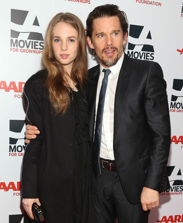 Η κούκλα κόρη των Ethan Hawke και Uma Thurman πρωταγωνίστρια στη σειρά «Μικρές Κυρίες» 