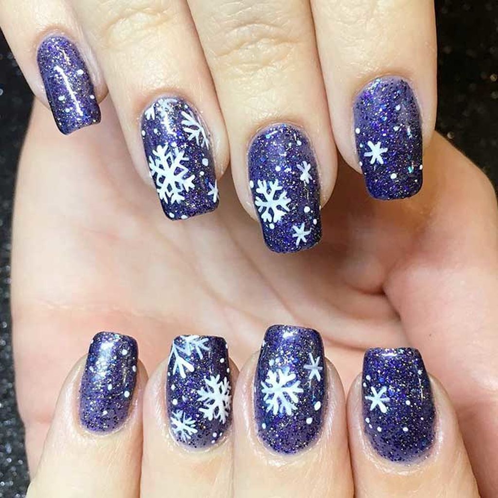 Χριστουγεννιάτικο μανικιούρ: 20 υπέροχες ιδέες για να εντυπωσιάσετε στις Γιορτές