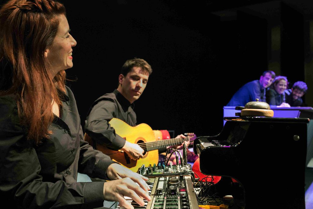 Ελληνικός Κόσμος: Παράταση παραστάσεων για τον «Αγησίλαγο» μέχρι την Κυριακή των Βαΐων